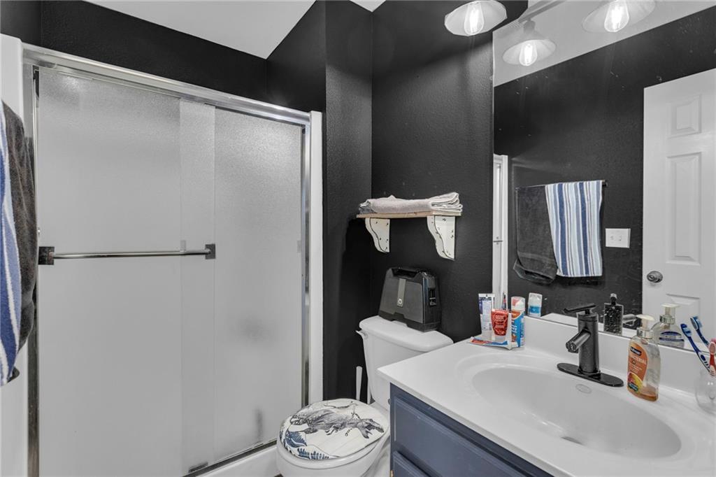 408 Eisenhower Road Property Photo 14