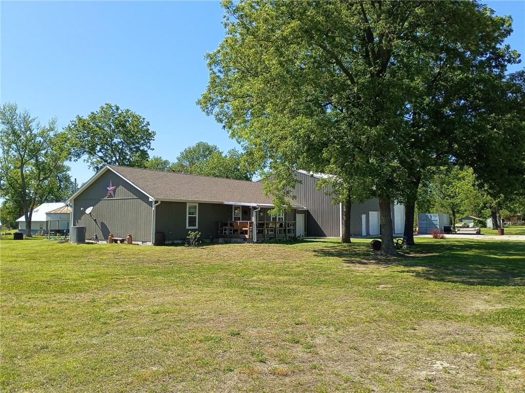 106 S Preston Street Property Photo 2