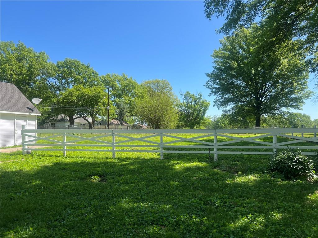 4507 Blue Ridge Boulevard Property Photo 5