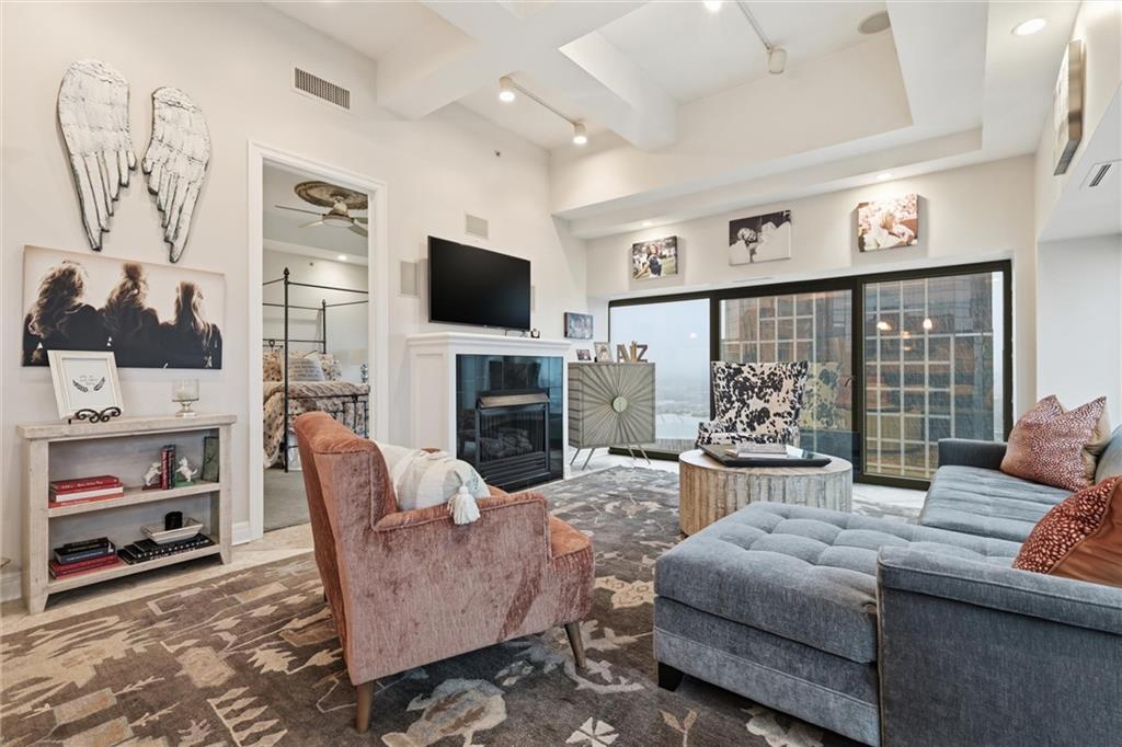 1101 Walnut Street Property Photo
