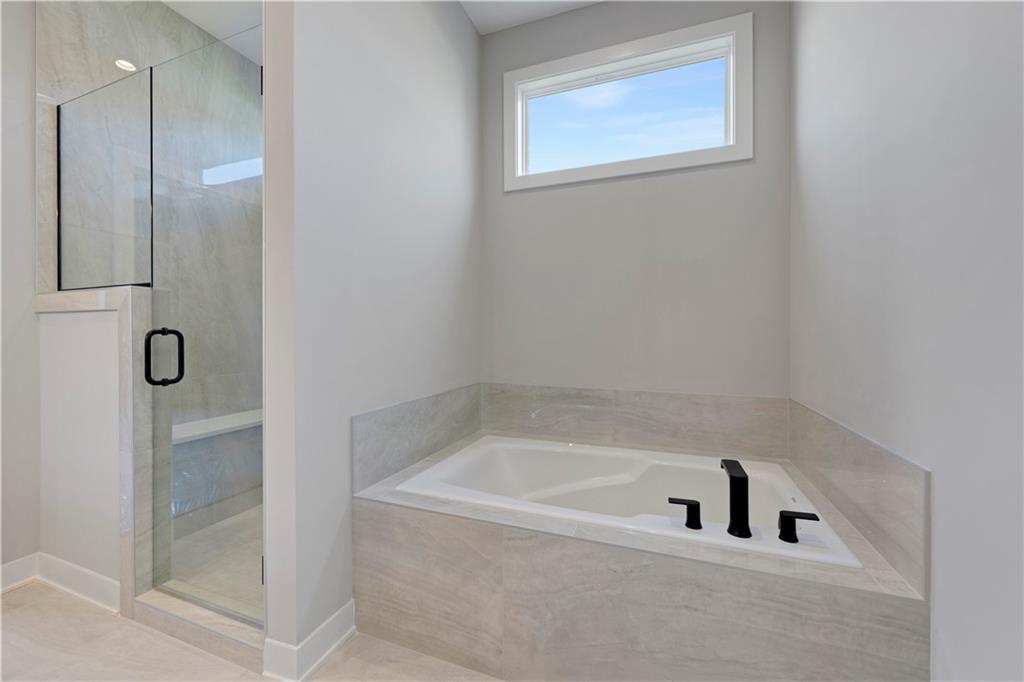 17412 Richards Street Property Photo 15