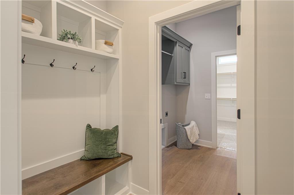 17412 Richards Street Property Photo 25