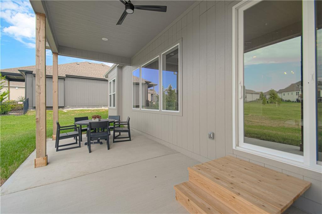 17412 Richards Street Property Photo 38