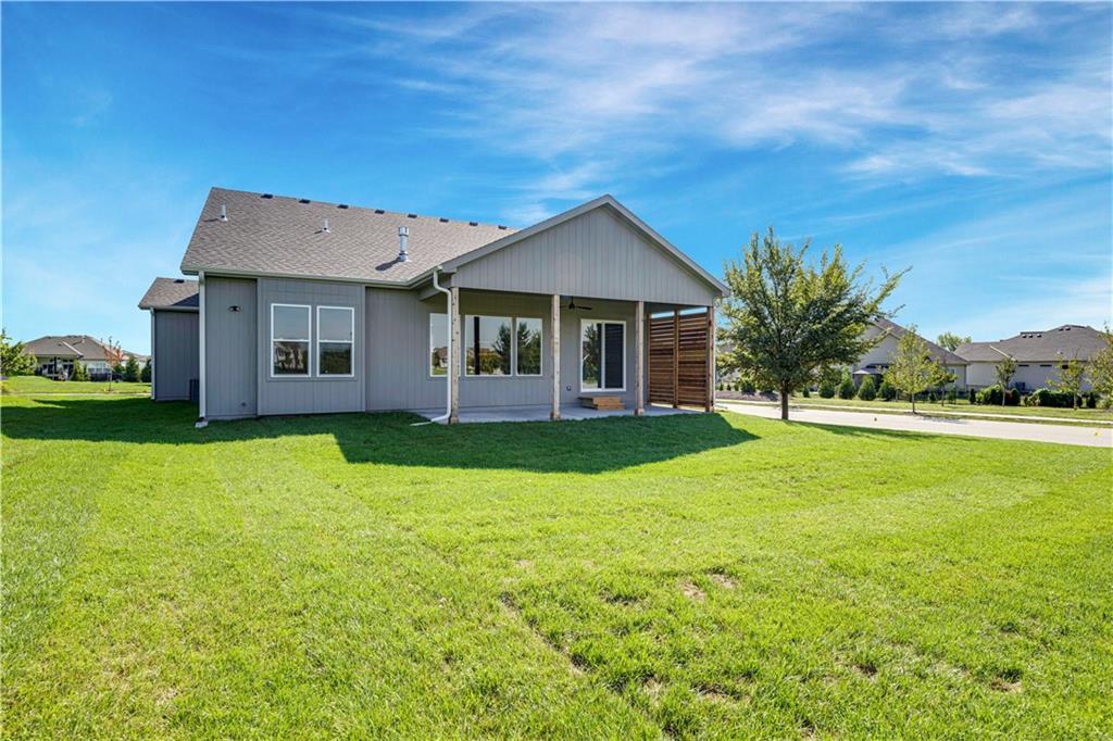 17412 Richards Street Property Photo 40