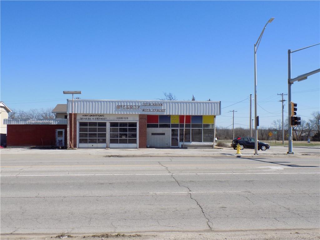1649 S Main Street Property Photo 1