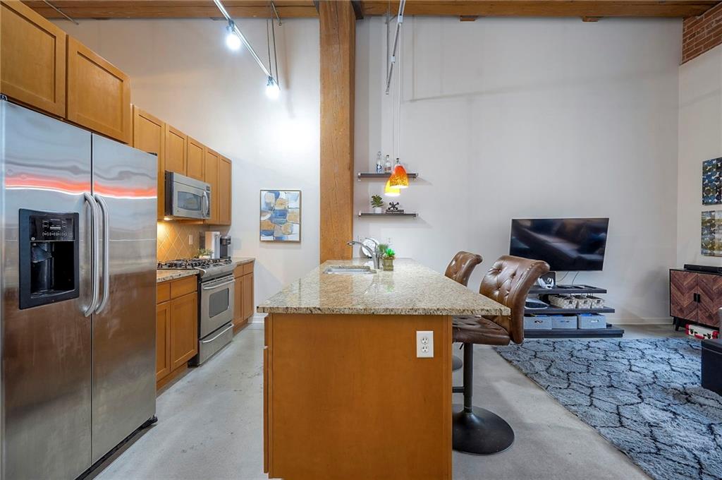 712 Broadway Boulevard Property Photo 8