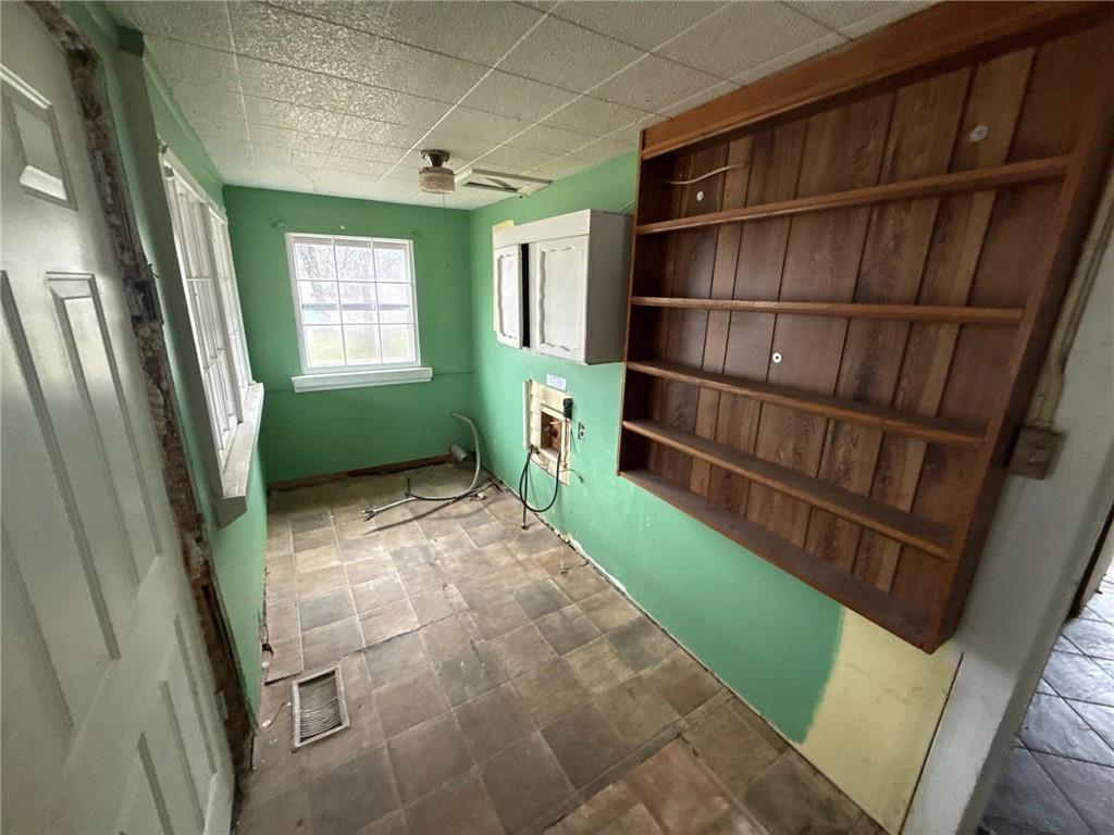 211 S 6th Street Property Photo 6