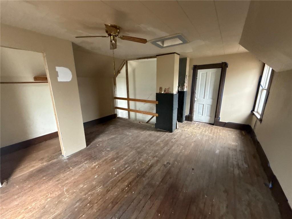 211 S 6th Street Property Photo 10