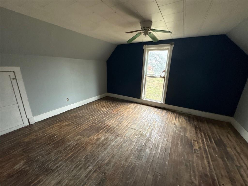 211 S 6th Street Property Photo 11