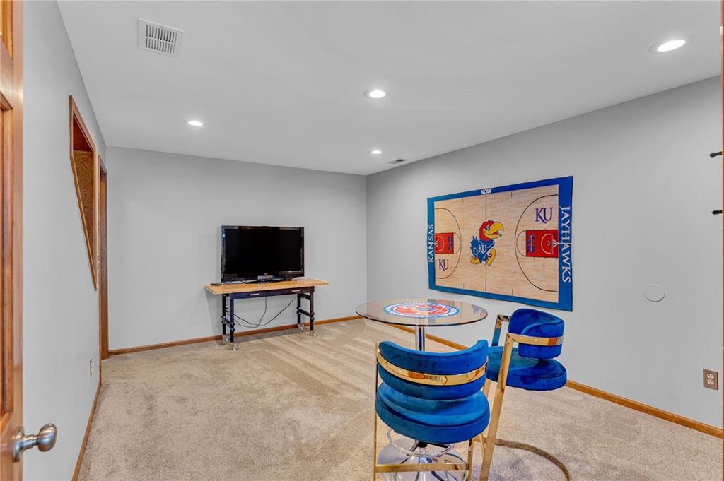 1116 Oak Tree Drive Property Photo 43