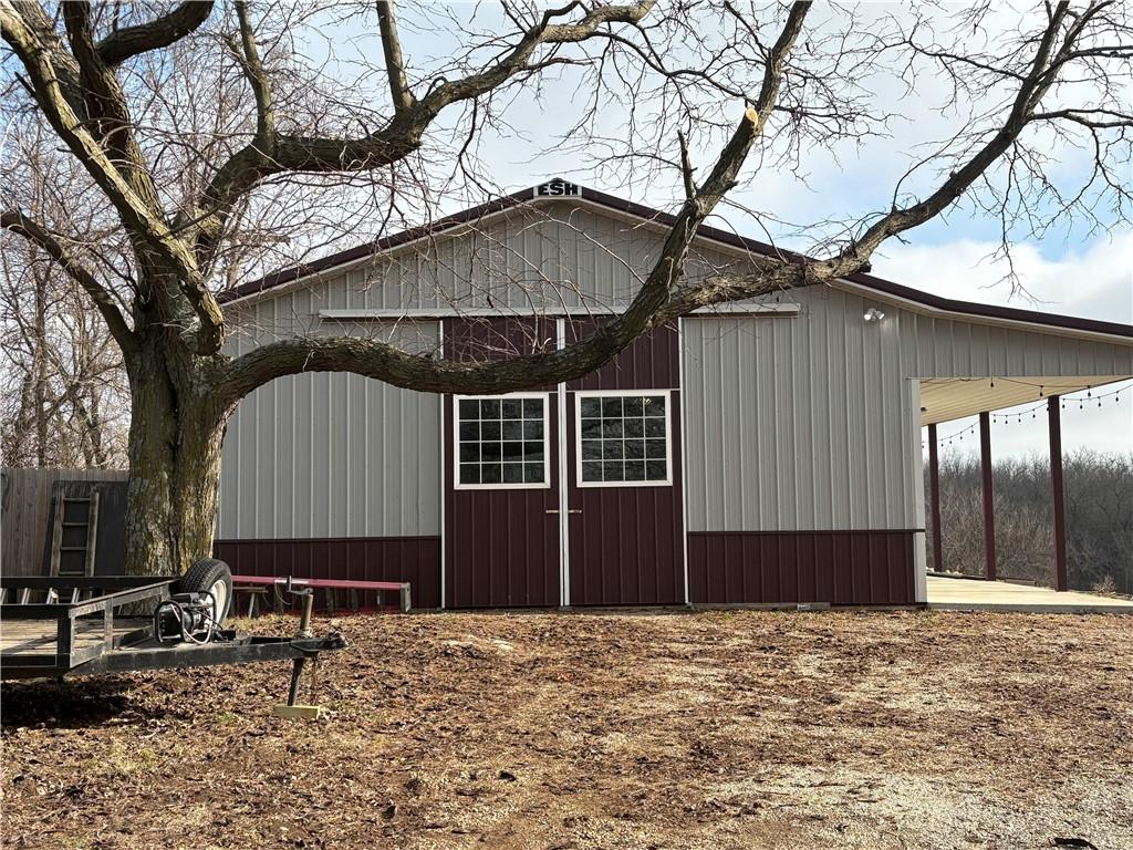 14976 150th Street Property Photo 3