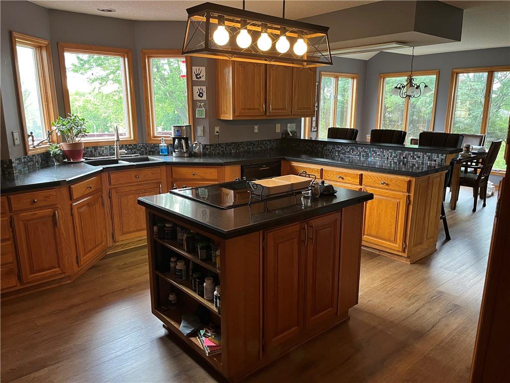 14976 150th Street Property Photo 8