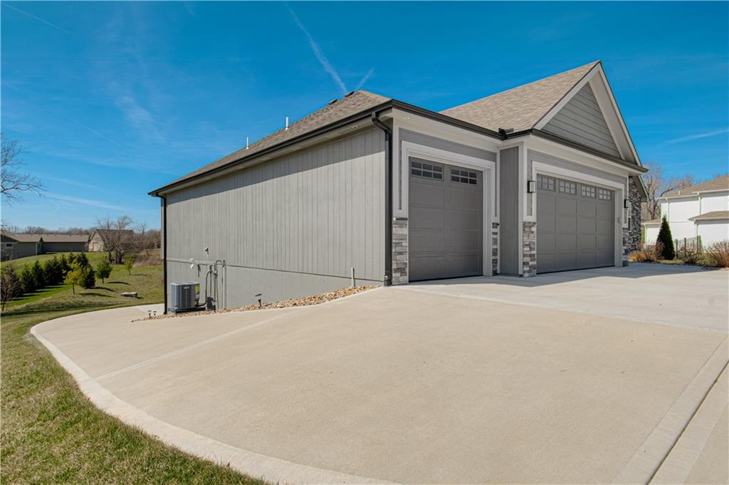 13504 Oakridge Drive Property Photo 45