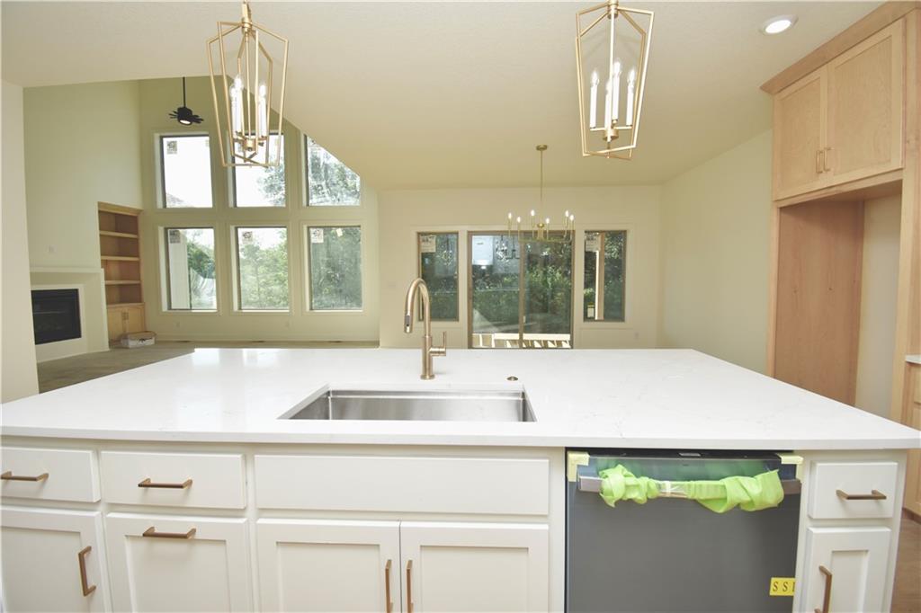 7636 N Booth Avenue Property Photo 12