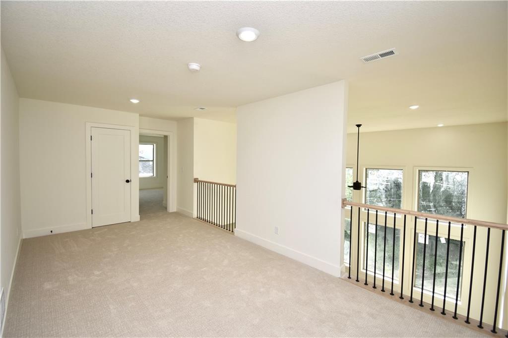 7636 N Booth Avenue Property Photo 26