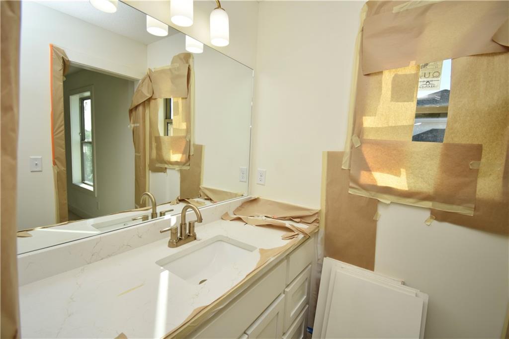 7636 N Booth Avenue Property Photo 27