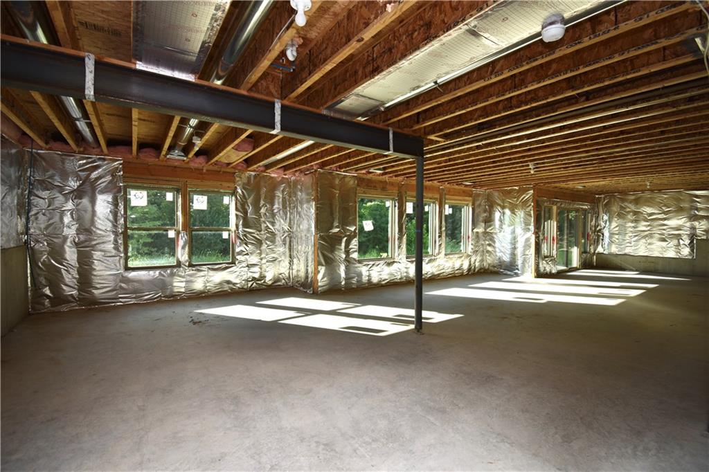7636 N Booth Avenue Property Photo 33