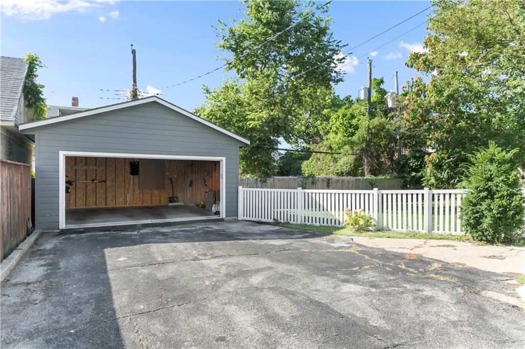 3215 Windsor Avenue Property Photo 44