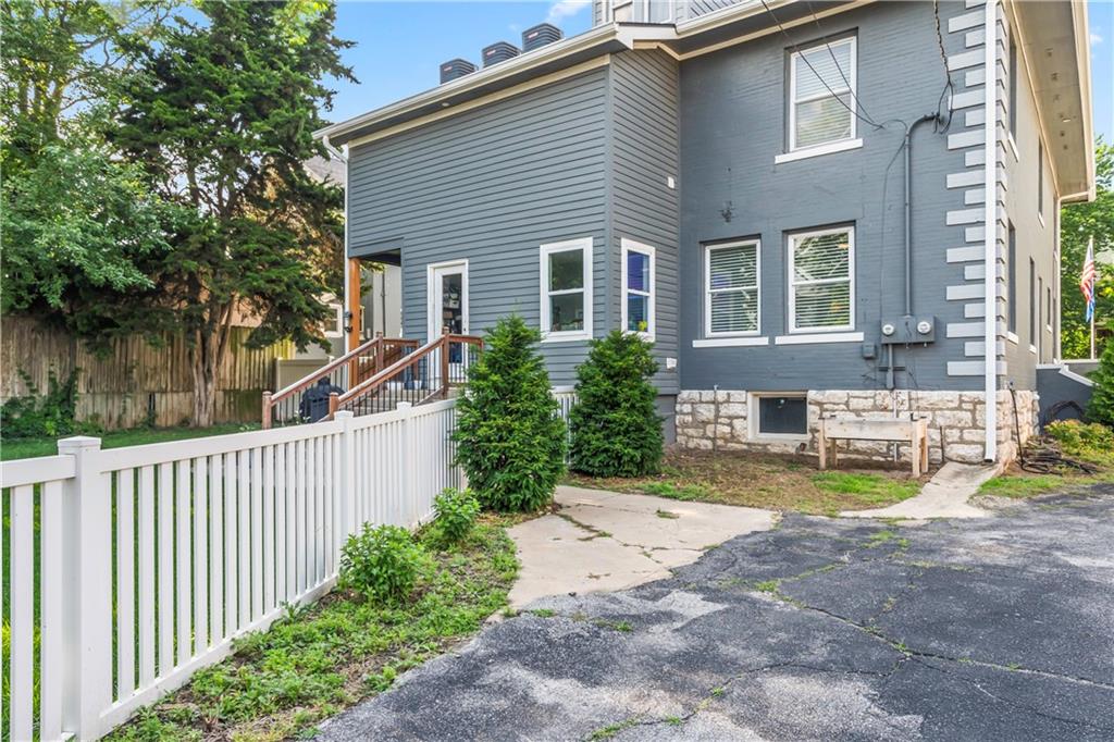3215 Windsor Avenue Property Photo 45