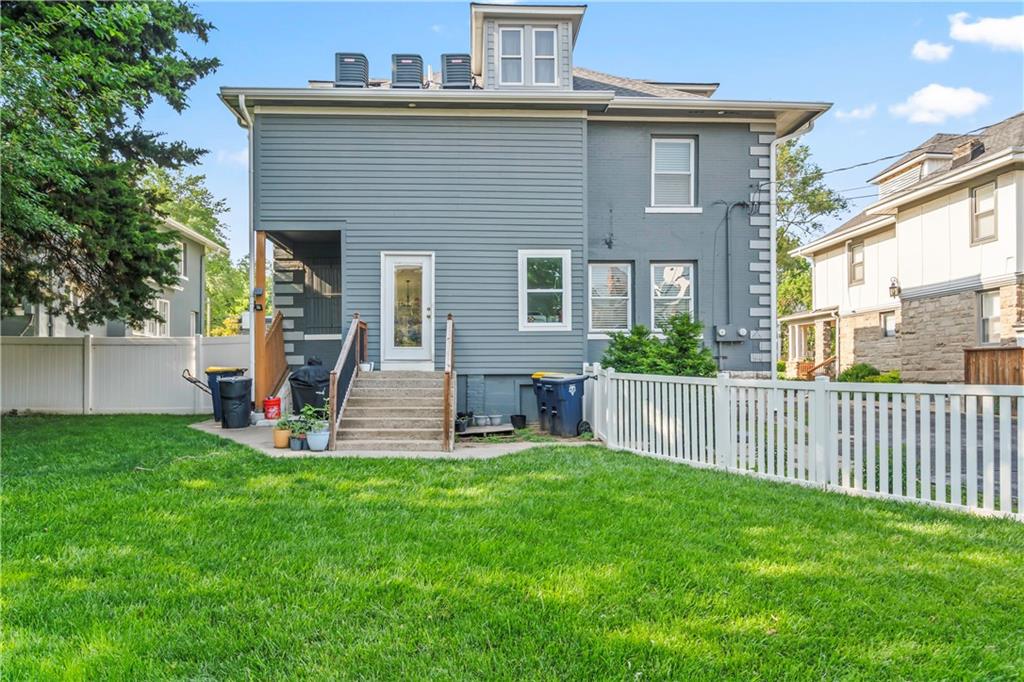3215 Windsor Avenue Property Photo 46
