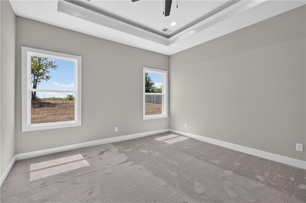 11109 E 209th Street Property Photo 22