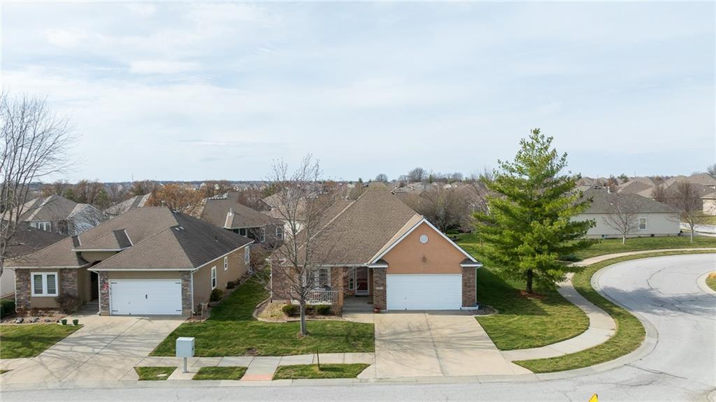 4756 Sw Leafwing Drive Property Photo 4