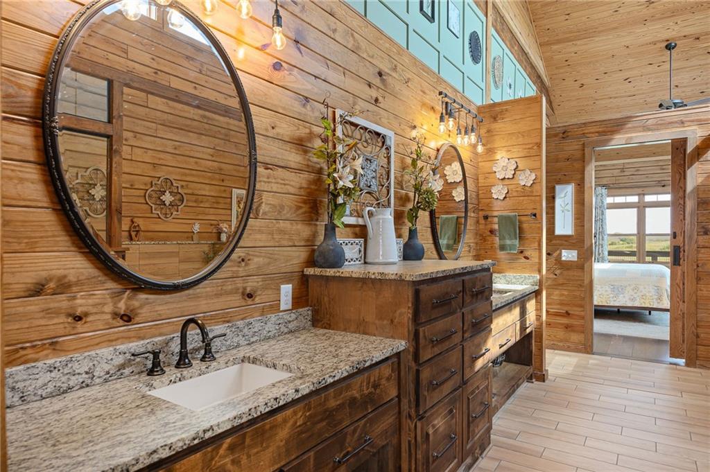 8806 Nw State Route Cc N/a Property Photo 20
