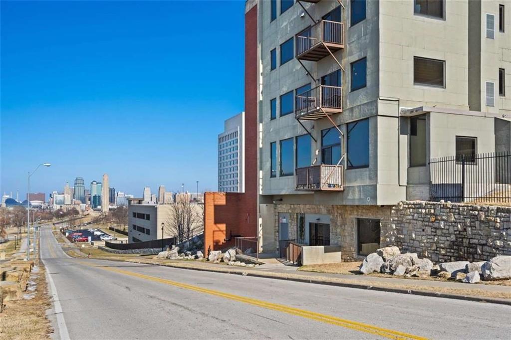 2940 Baltimore Avenue Property Photo 23