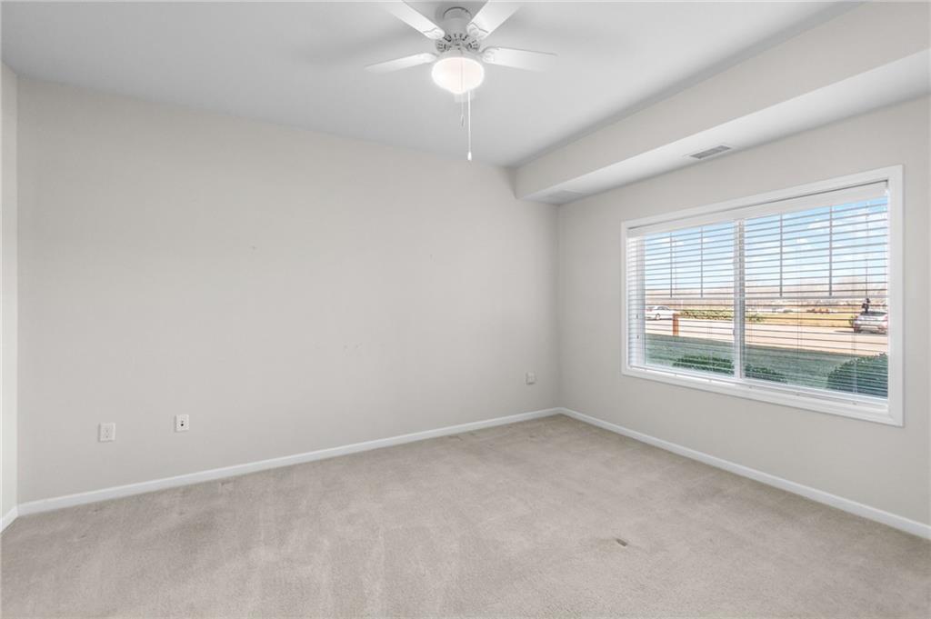 2651 Nw Barry Road Property Photo 15