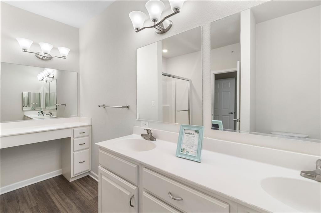 2651 Nw Barry Road Property Photo 19