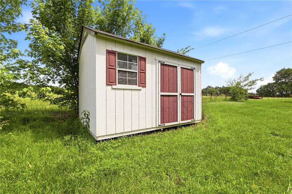 1641 Nw 100 Road Property Photo 47