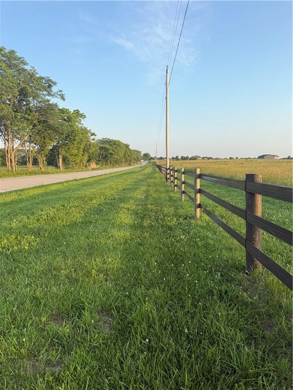 15820 Short Lane Property Photo 8