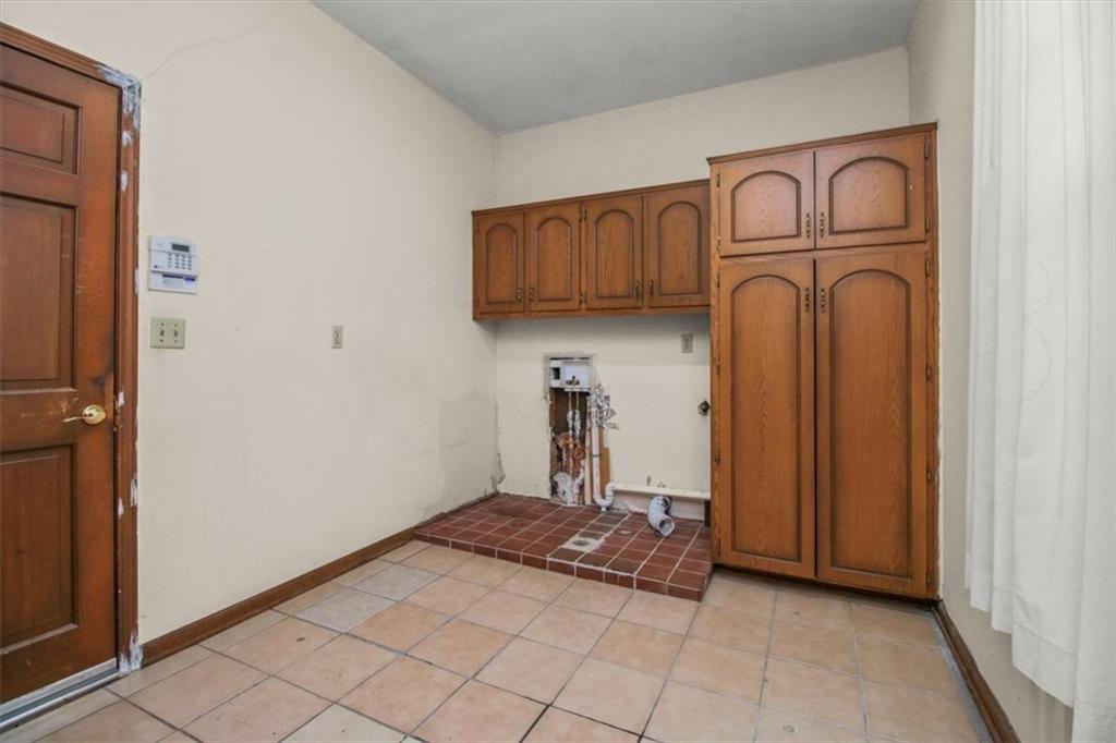 420 Golfview Drive Property Photo 9