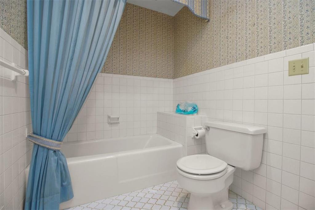 420 Golfview Drive Property Photo 21