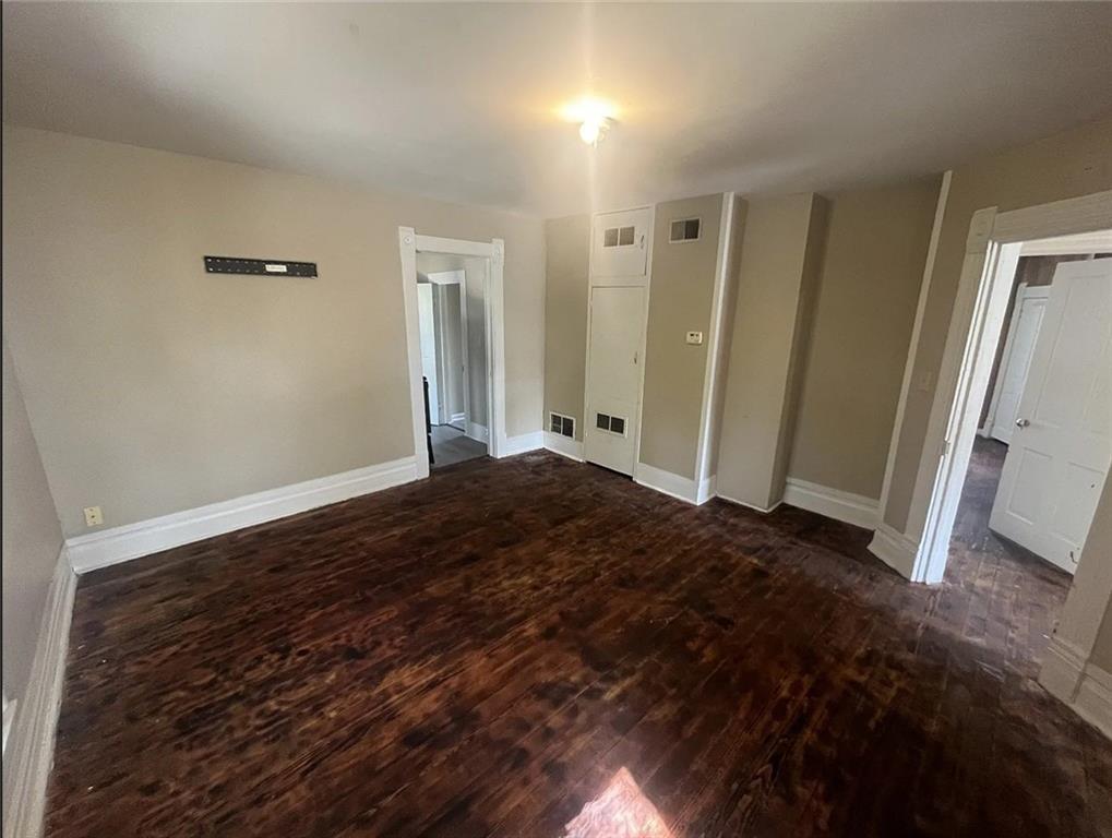 201 E Culton / 203 N College Street Property Photo 4