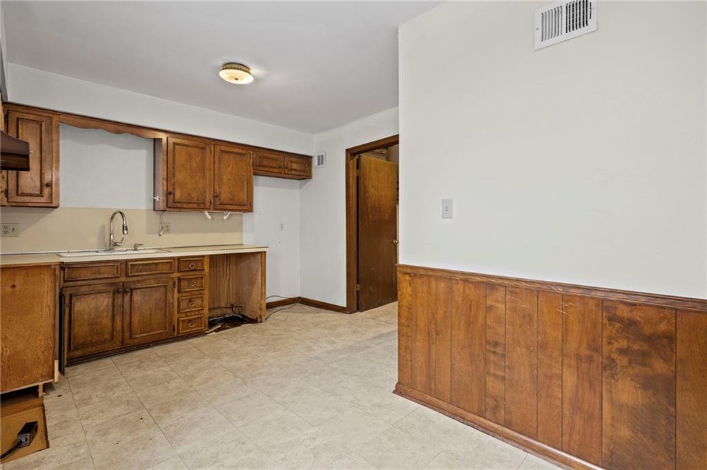 11415 Minor Drive Property Photo 43
