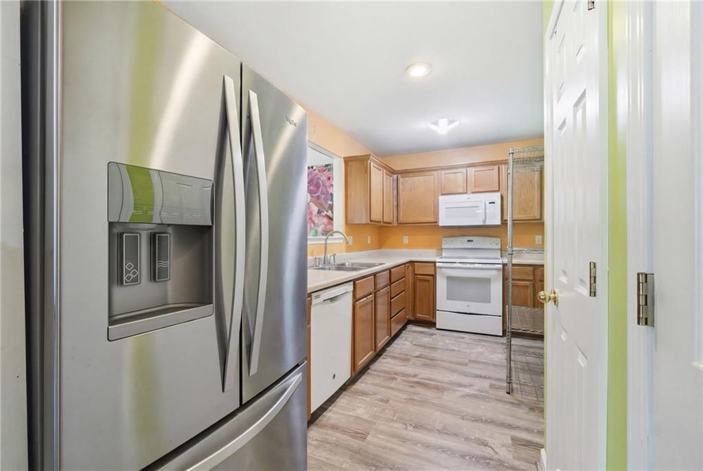 7621 E Bannister Road Property Photo 10