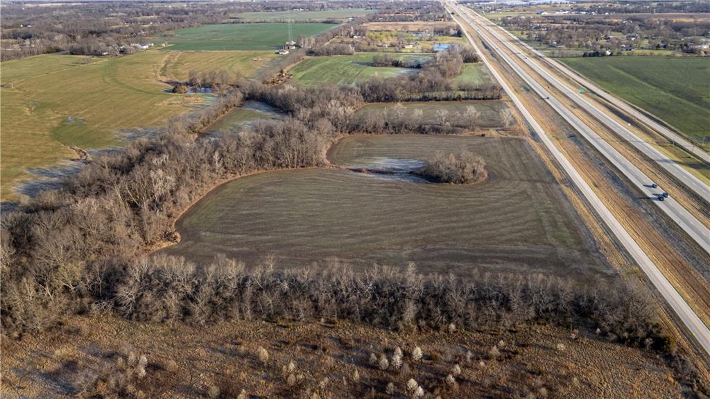 Sw Outer Road Property Photo 3