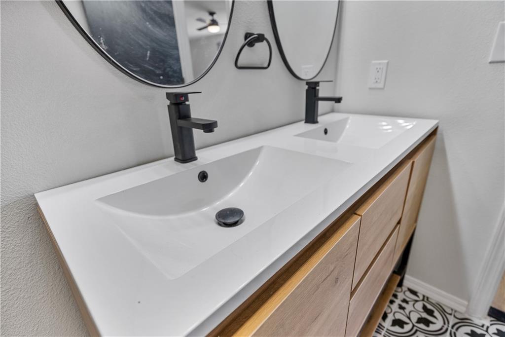 401 N Edgewood Drive Property Photo 33