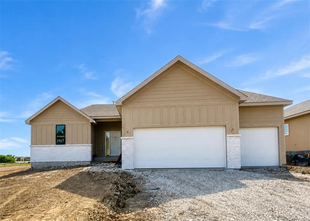 19317 Skyview Lane Property Photo 1