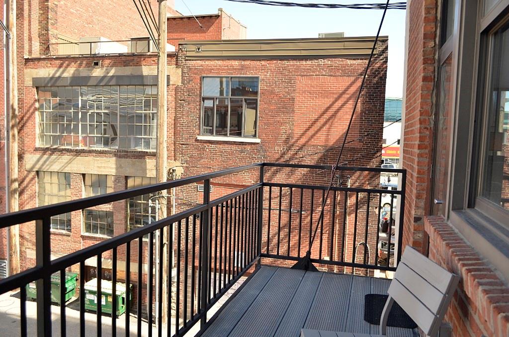 1535 Walnut Street Property Photo 4
