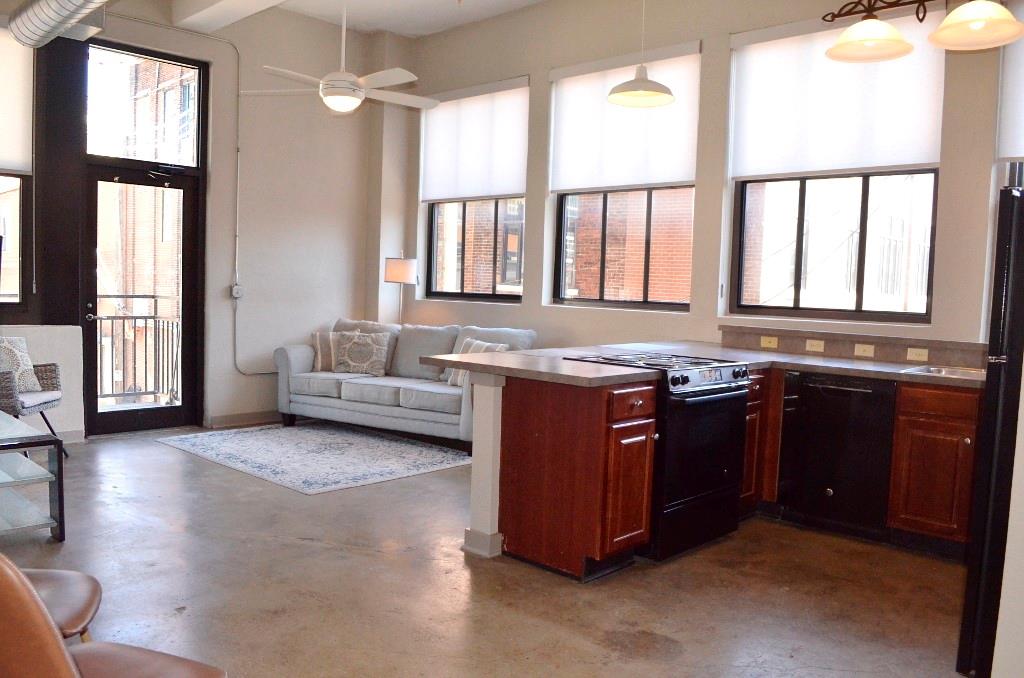 1535 Walnut Street Property Photo 18