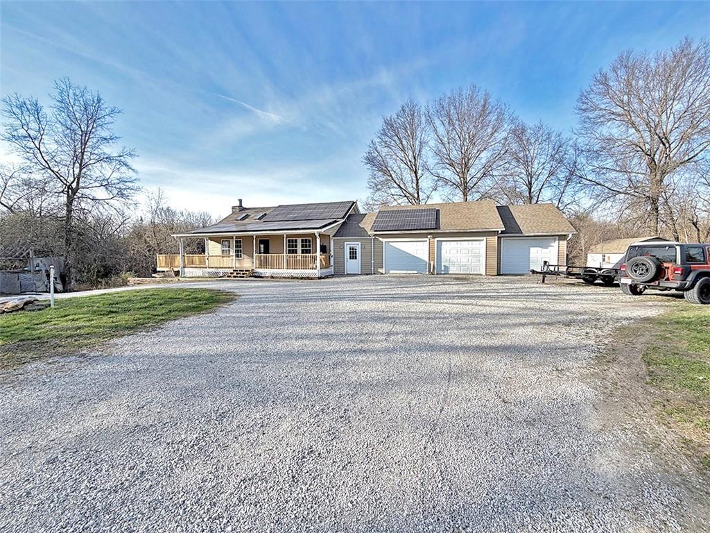 456 Nw 151 St Road Property Photo 2