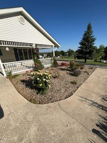 210 Berry Street Property Photo 6
