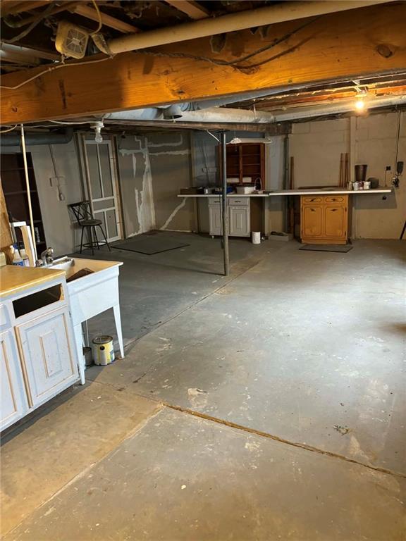 210 Berry Street Property Photo 16