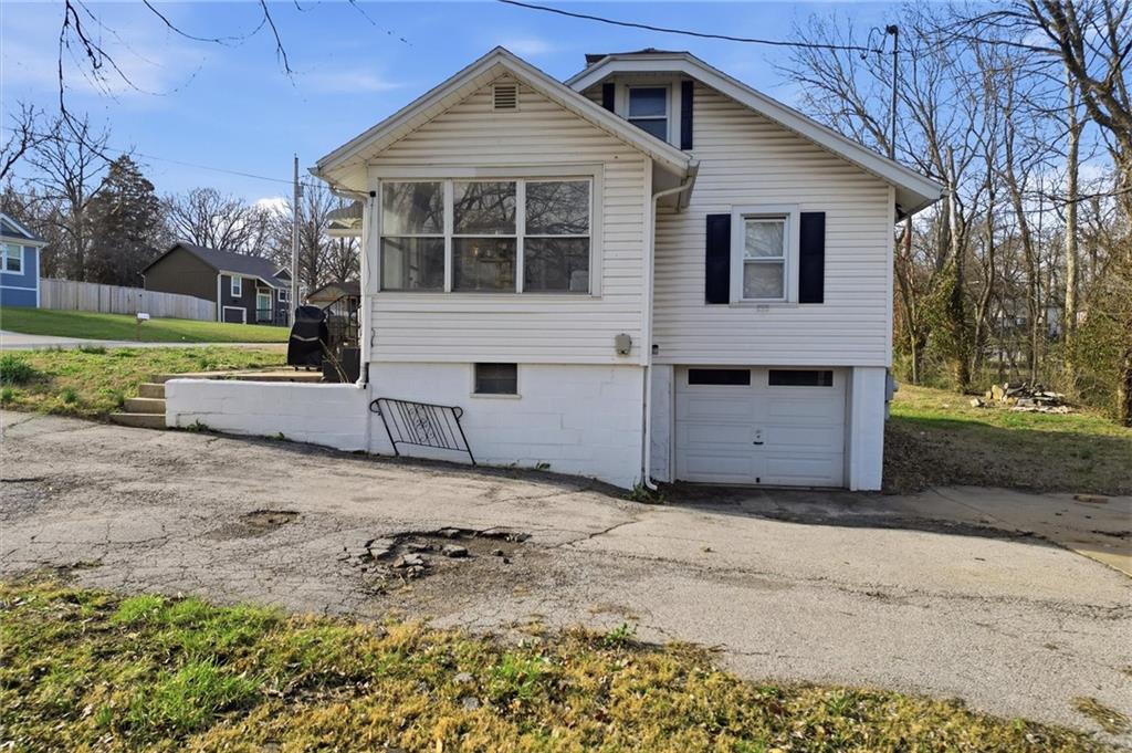 106 Saratoga Avenue Property Photo 29