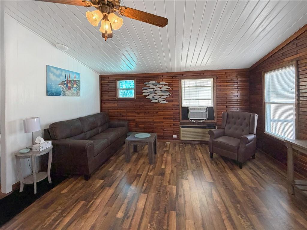 29703 Bobcat Drive Property Photo 9