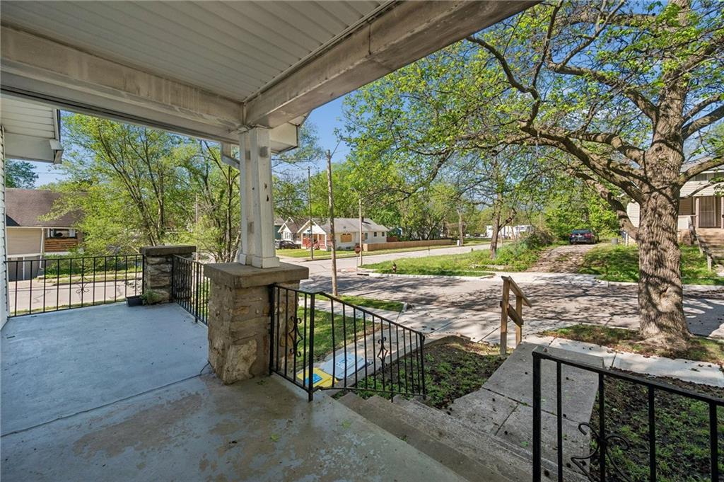 4943 Michigan Avenue Property Photo 4