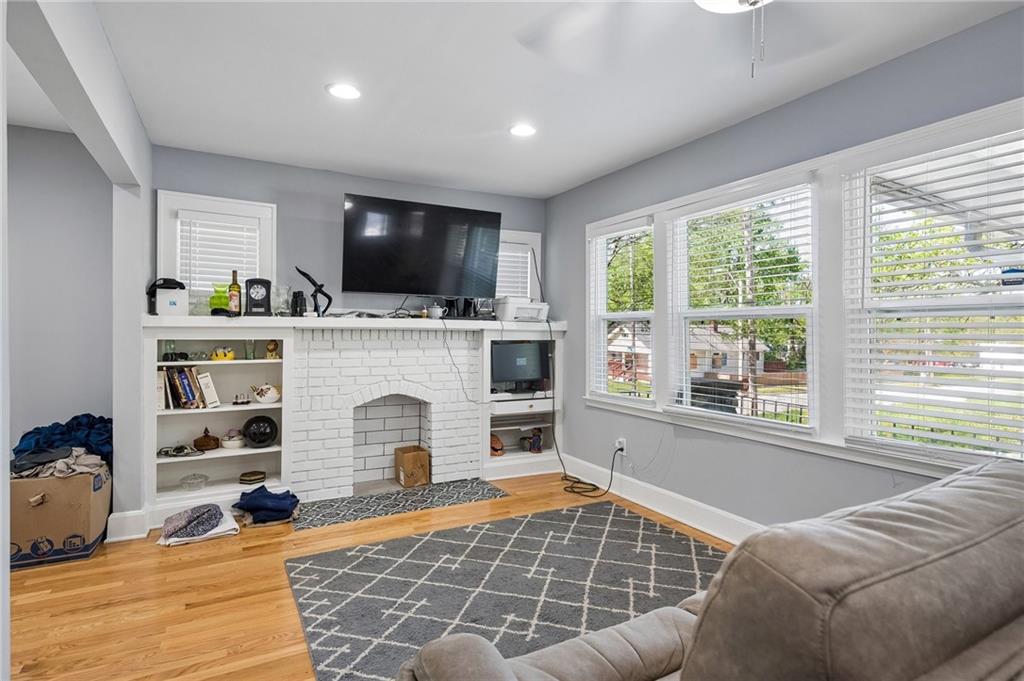 4943 Michigan Avenue Property Photo 7
