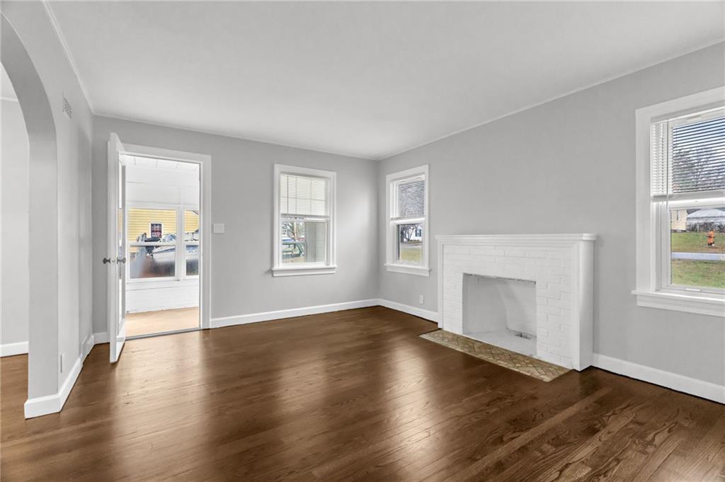 9614 E 32nd S Street Property Photo 5